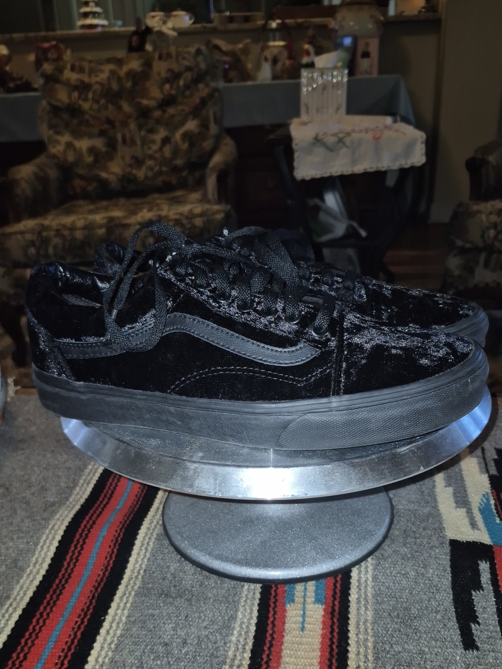 Vans Velvet Upper Sz 9.5 Mens Sz 11 Womens.hobeycomb Sole. - Picture 15 of 16